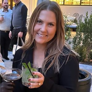 Meet your Posher, Camille